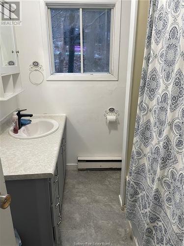 1188 Bancroft Drive, Sudbury, ON - Indoor Photo Showing Bathroom