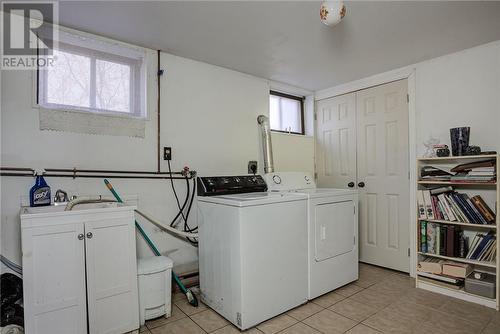 40 Rio Road, Sudbury, ON - Indoor Photo Showing Laundry Room