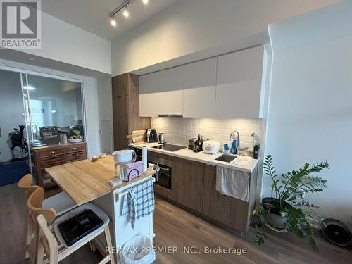 716 - 158 Front Street E, Toronto, ON - Indoor Photo Showing Kitchen With Upgraded Kitchen