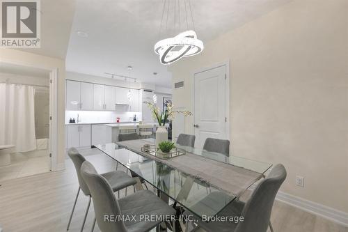 #1807 -9075 Jane St, Vaughan, ON - Indoor Photo Showing Dining Room