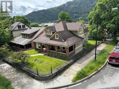 823 Baker  Street, Nelson, BC - Outdoor With Deck Patio Veranda