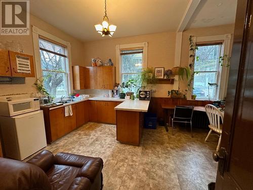 823 Baker  Street, Nelson, BC - Indoor