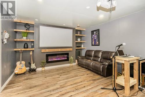 601 Geneva St, St. Catharines, ON - Indoor With Fireplace