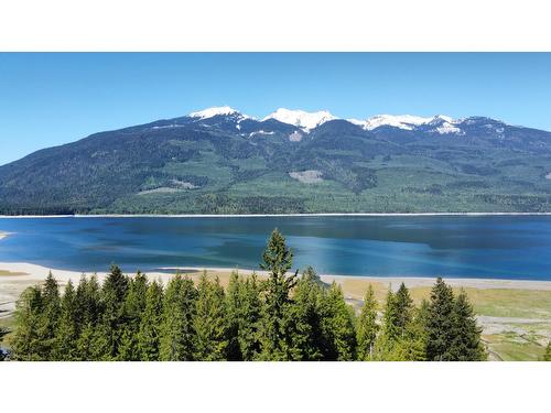 525 Bayview Road, Nakusp, BC - Outdoor With Body Of Water With View