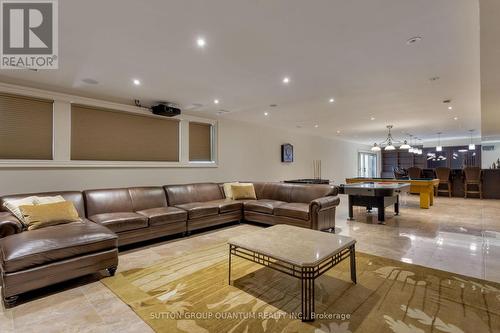 1180 Birchview Rd, Mississauga, ON - Indoor Photo Showing Living Room
