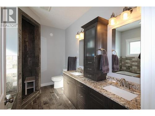 5543 97 Highway, Dawson Creek, BC - Indoor Photo Showing Bathroom