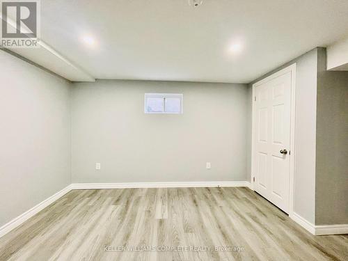 450 East 37Th Street, Hamilton, ON - Indoor Photo Showing Other Room