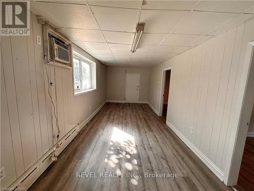 94 Empire St, Welland, ON - Indoor Photo Showing Other Room