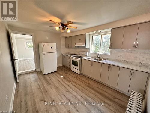 94 Empire St, Welland, ON - Indoor Photo Showing Kitchen With Double Sink