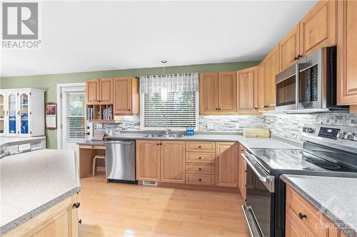 267 Port Elmsley Road, Perth, ON - Indoor Photo Showing Kitchen With Stainless Steel Kitchen With Double Sink