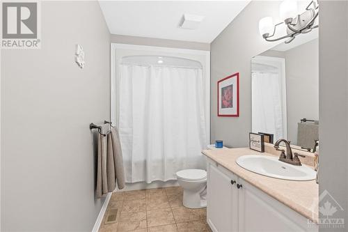 267 Port Elmsley Road, Perth, ON - Indoor Photo Showing Bathroom