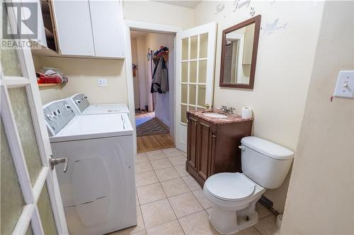338 Water Street E, Cornwall, ON - Indoor Photo Showing Bathroom