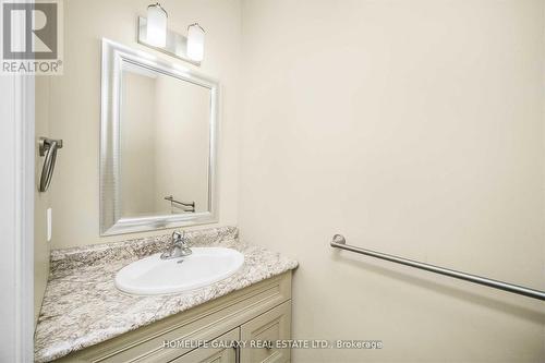 Upper - 63 Hampton Ridge Drive, Belleville, ON - Indoor Photo Showing Bathroom