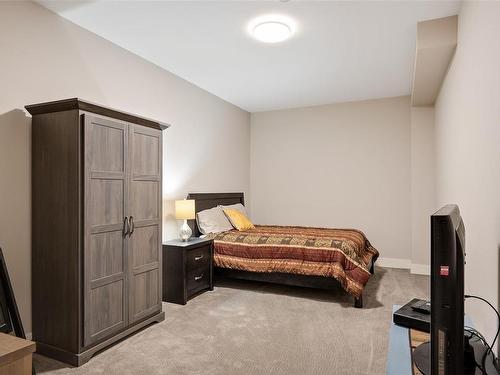 939 Lobo Vale, Langford, BC - Indoor Photo Showing Bedroom