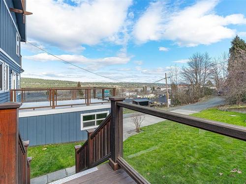 841 2Nd Ave, Ladysmith, BC - Outdoor With View