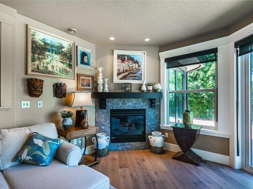 1667 Stroulger Rd, Nanoose Bay, BC - Indoor Photo Showing Living Room With Fireplace