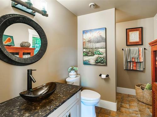 1667 Stroulger Rd, Nanoose Bay, BC - Indoor Photo Showing Bathroom