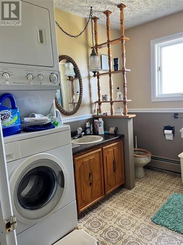 47 Main Street, Horwood, NL - Indoor Photo Showing Laundry Room