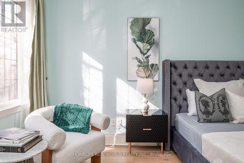 9 Dunvegan Road, Toronto, ON - Indoor Photo Showing Bedroom