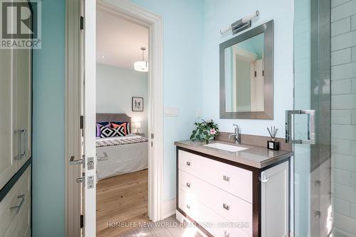 9 Dunvegan Road, Toronto, ON - Indoor Photo Showing Bathroom