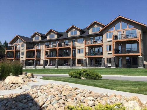 726 D - 700 Bighorn Boulevard, Radium Hot Springs, BC - Outdoor With Facade