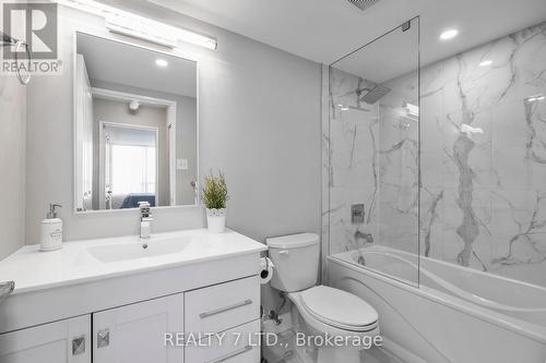 909 - 120 Promenade Circle, Vaughan, ON - Indoor Photo Showing Bathroom