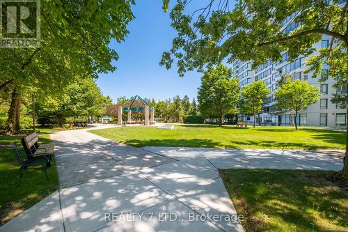 909 - 120 Promenade Circle, Vaughan, ON - Outdoor With View