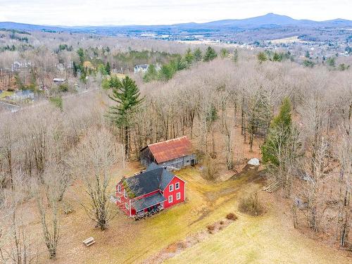 Aerial photo - 8 Rue Highland, Sutton, QC - Outdoor With View