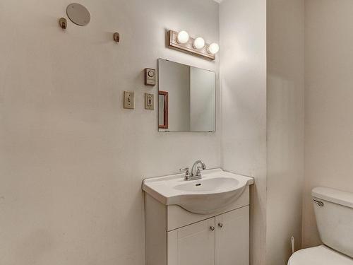 Bathroom - 3129  - 3135 Rue St-Antoine O., Westmount, QC - Indoor Photo Showing Bathroom