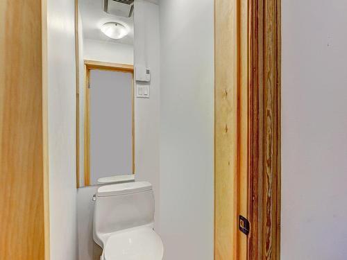 Powder room - 3129  - 3135 Rue St-Antoine O., Westmount, QC - Indoor Photo Showing Bathroom