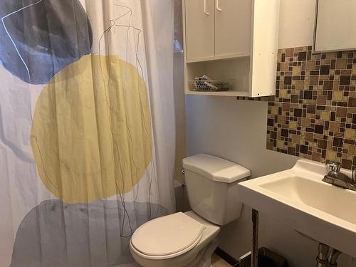 167 Balsam Avenue, Ignace, ON - Indoor Photo Showing Bathroom