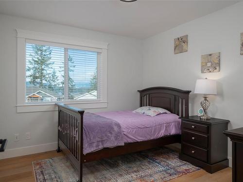 3553 Parkview Cres, Port Alberni, BC - Indoor Photo Showing Bedroom
