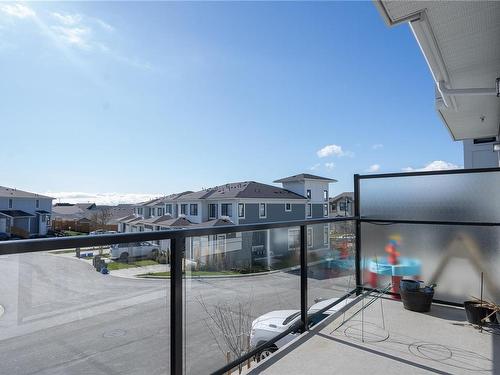 6-255 Caspian Dr, Colwood, BC - Outdoor