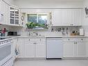 1120 Bazett Rd, Duncan, BC  - Indoor Photo Showing Kitchen 