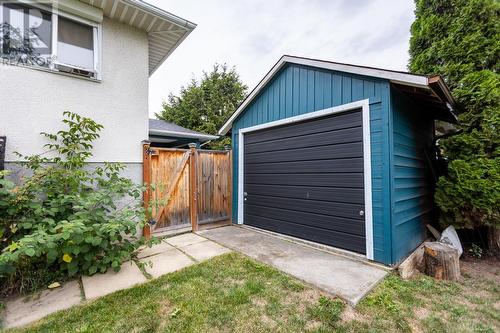 305 Killoren Crescent, Prince George, BC - Outdoor With Exterior