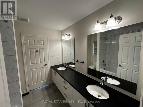 213 Warden Street, Clearview, ON - Indoor Photo Showing Bathroom