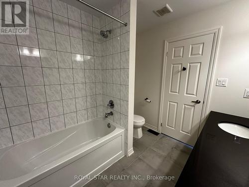 213 Warden St, Clearview, ON - Indoor Photo Showing Bathroom