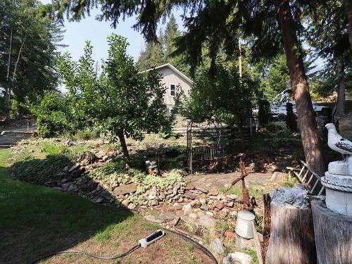 9-6432 Sunnybrae Canoe Point Road, South Shuswap, BC - Outdoor
