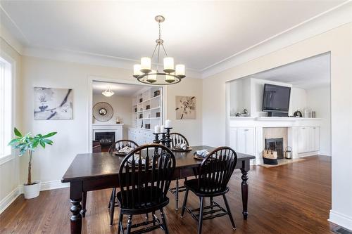 721 Courtland Place, Burlington, ON - Indoor Photo Showing Dining Room With Fireplace