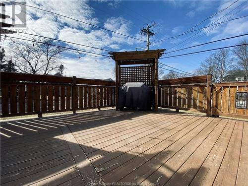 3 Brydges St, Pointe Du Chene, NB - Outdoor With Deck Patio Veranda With Exterior