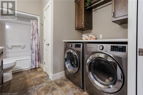 2555 9Th Avenue E, Owen Sound, ON - Indoor Photo Showing Laundry Room