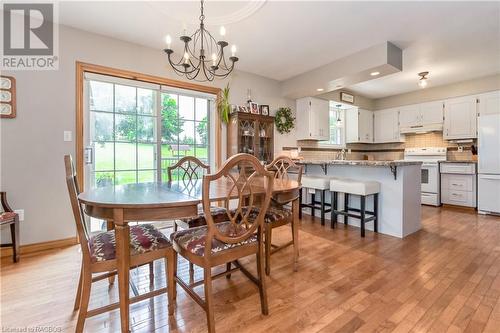 152 Mcfarlin Drive, West Grey, ON - Indoor Photo Showing Dining Room