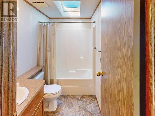 257-7575 Duncan Street, Powell River, BC - Indoor Photo Showing Bathroom
