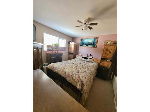 120 Burton Cross Road, Burton, BC - Indoor Photo Showing Bedroom