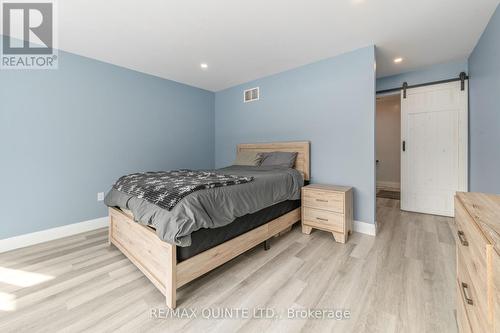 70 Maritime Road, Kawartha Lakes, ON - Indoor Photo Showing Bedroom