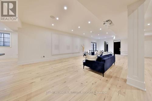 501 Rattray Park Dr, Mississauga, ON - Indoor Photo Showing Other Room