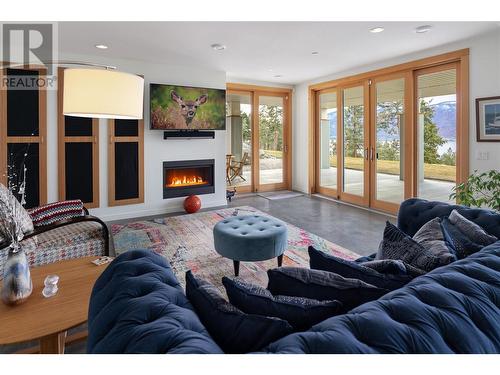 4323 Finch Road, Lake Country, BC - Indoor Photo Showing Living Room With Fireplace