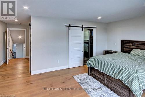 149 Hennessy St St, Lambton Shores, ON - Indoor Photo Showing Bedroom