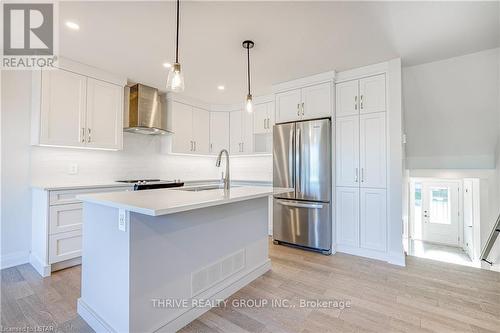 #16 -2261 Linkway Blvd, London, ON - Indoor Photo Showing Kitchen With Upgraded Kitchen