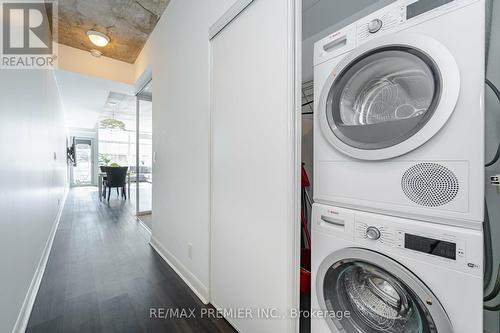 #211 -478 King St W, Toronto, ON - Indoor Photo Showing Laundry Room